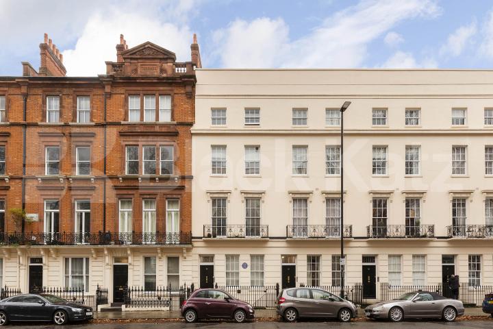 Super 3 bedroom apartment with period features by regents park - Families Only. Albany Street, Regents Park - Great Portland Street